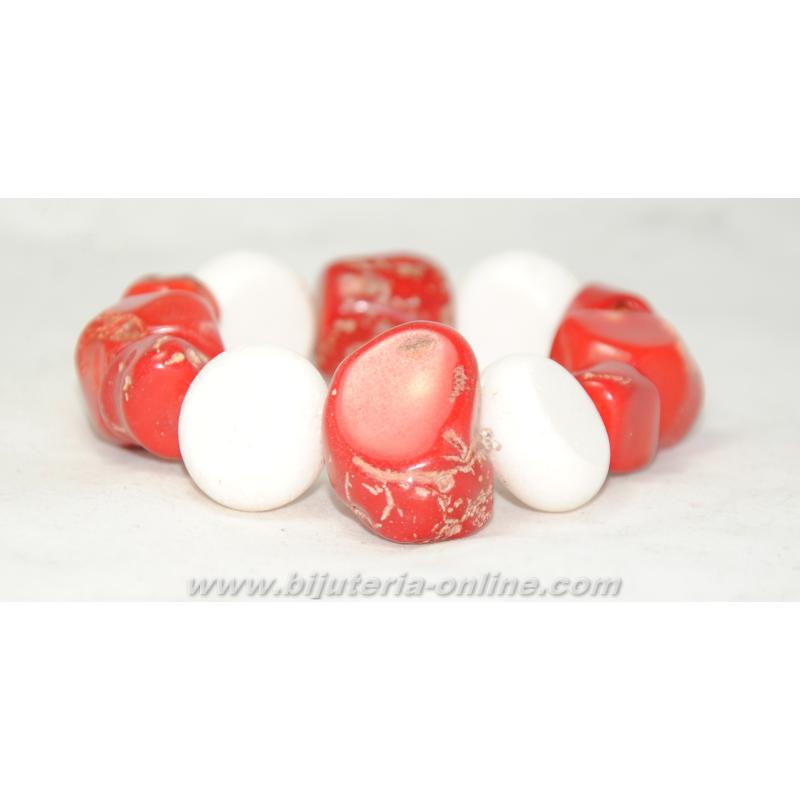 Гривна от корал