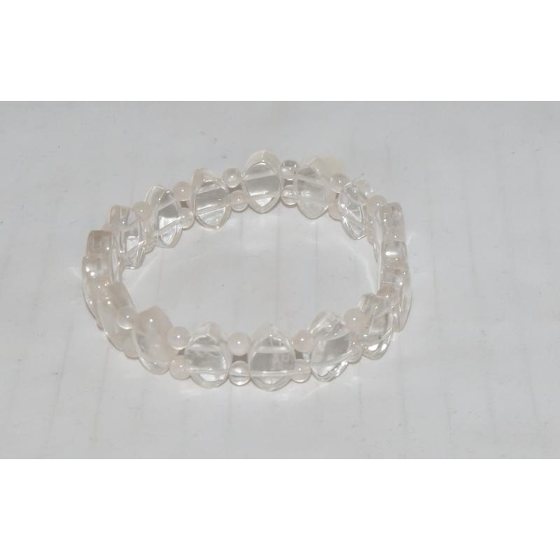 Гривна от планински кристал