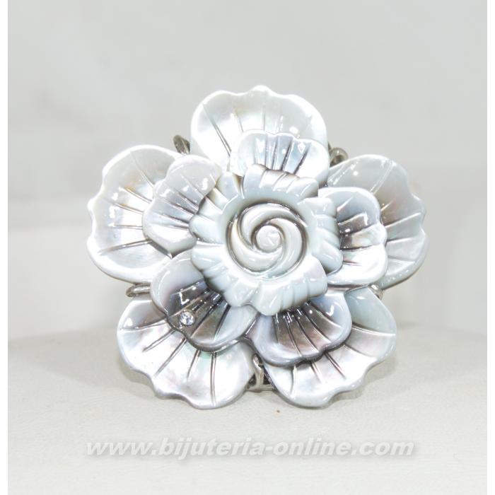 Пръстен от седеф цвете