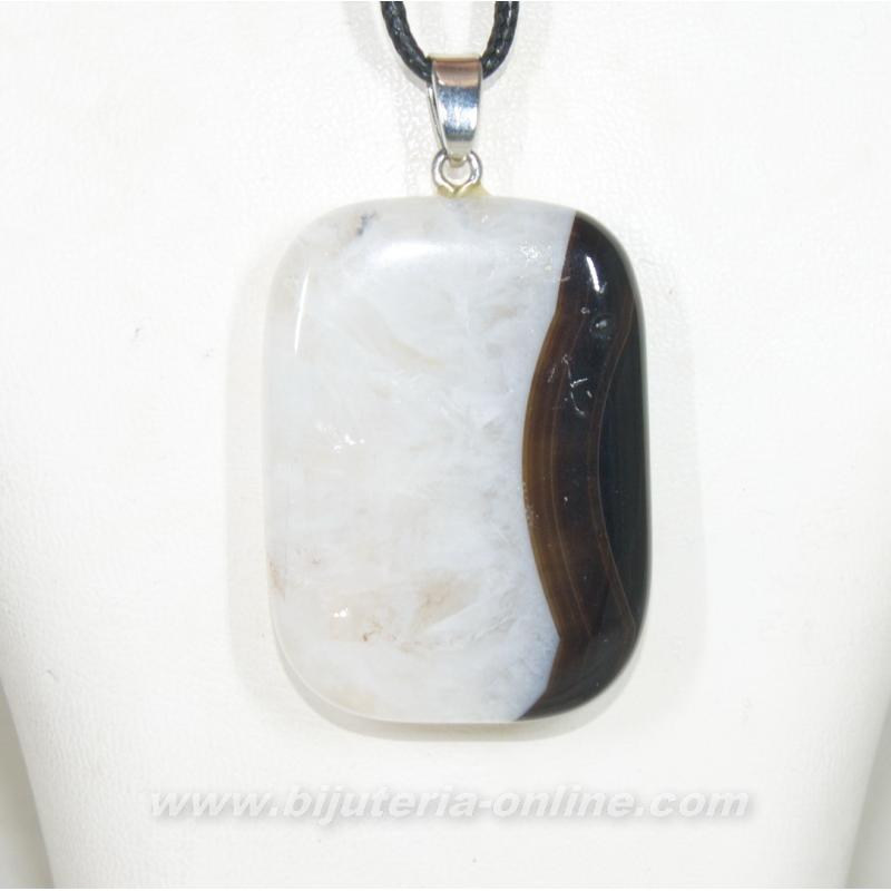 Висулка от ахат