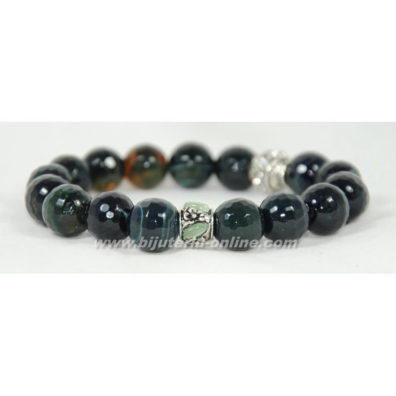 Гривна от ахат