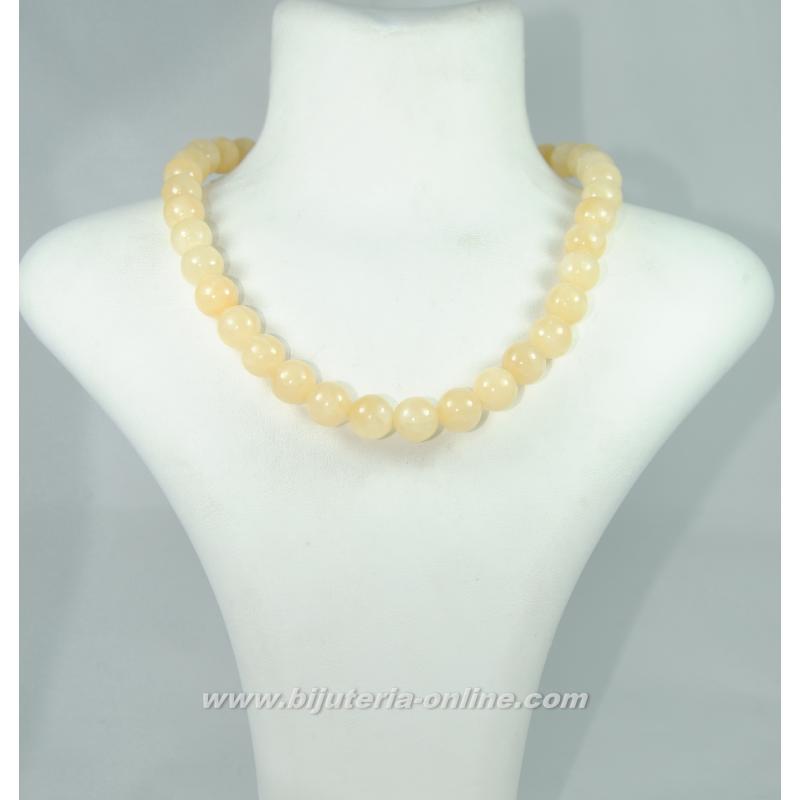 Гердан от жълт нефрит