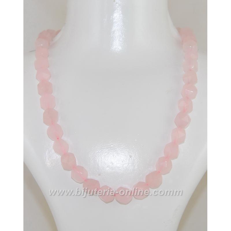 Гердан от розов кварц