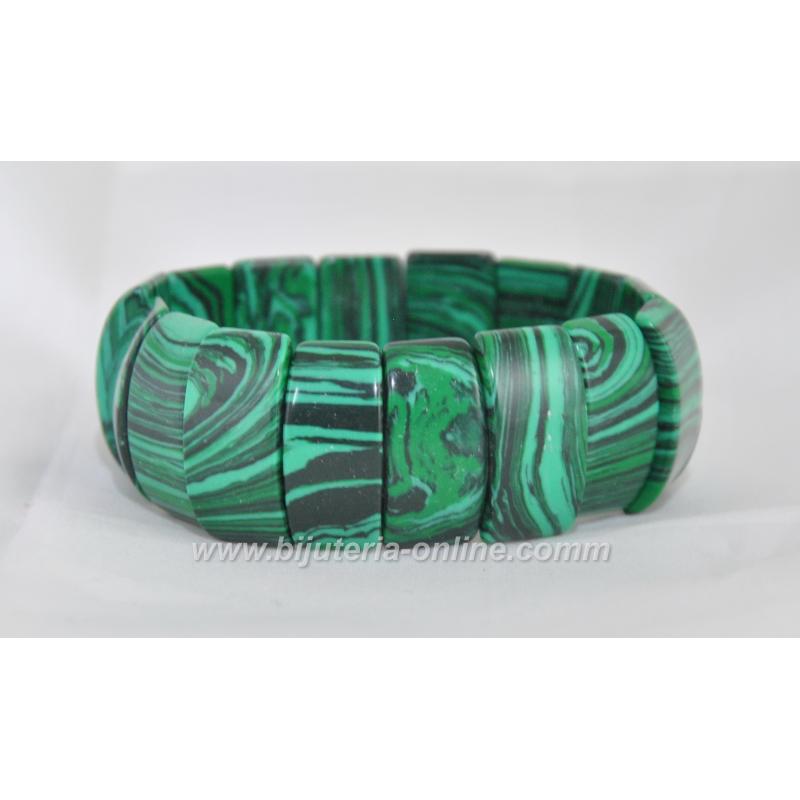 Гривна от малахит