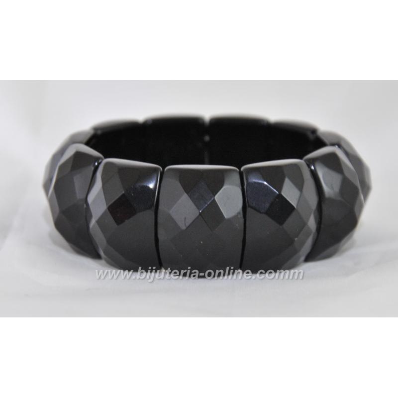 Гривна от ахат