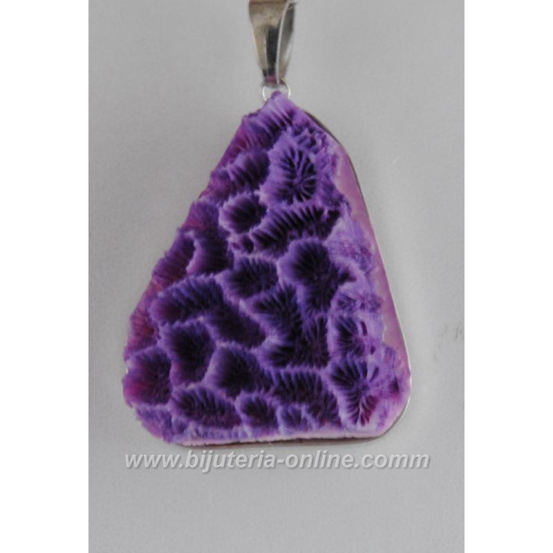 Висулка от корал