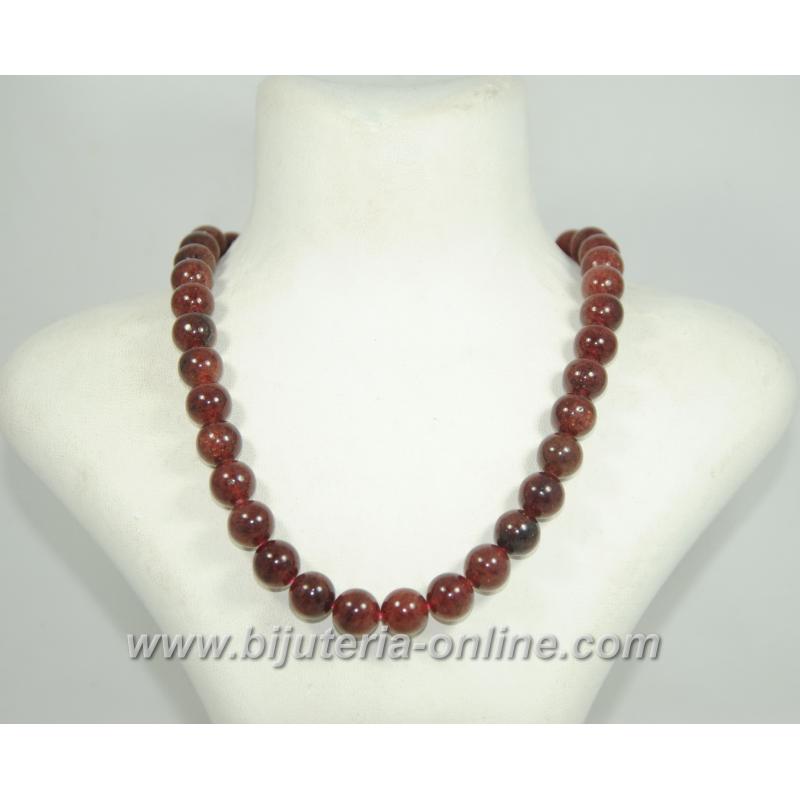 Гердан от слънчев камък