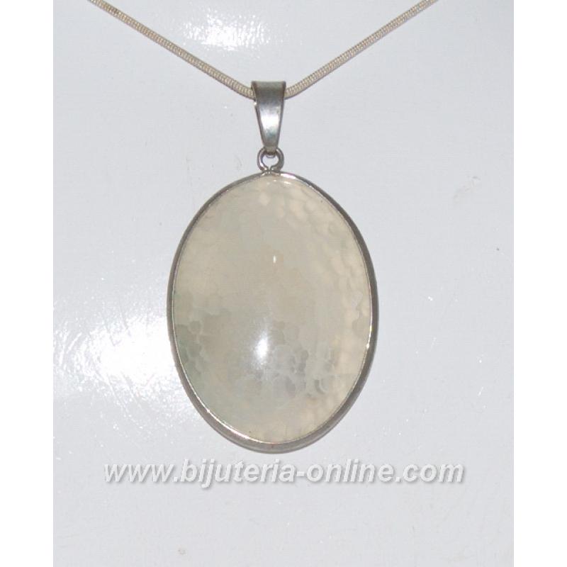 Висулка от халцедон