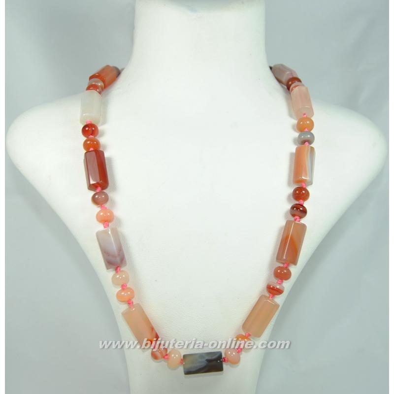 Гердан от карнеол