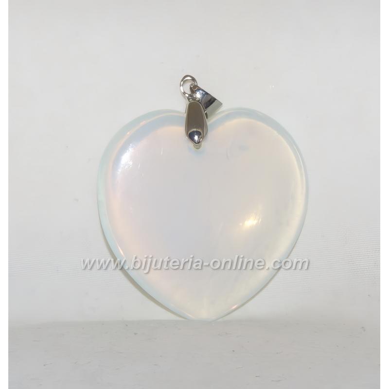 Висулка от лунен камък