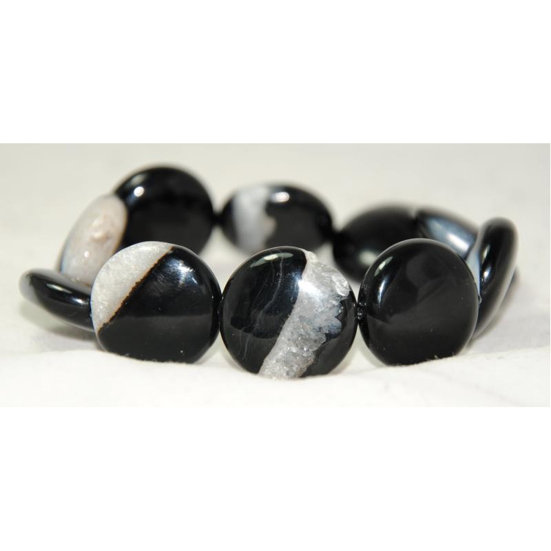 Гривна от ахат