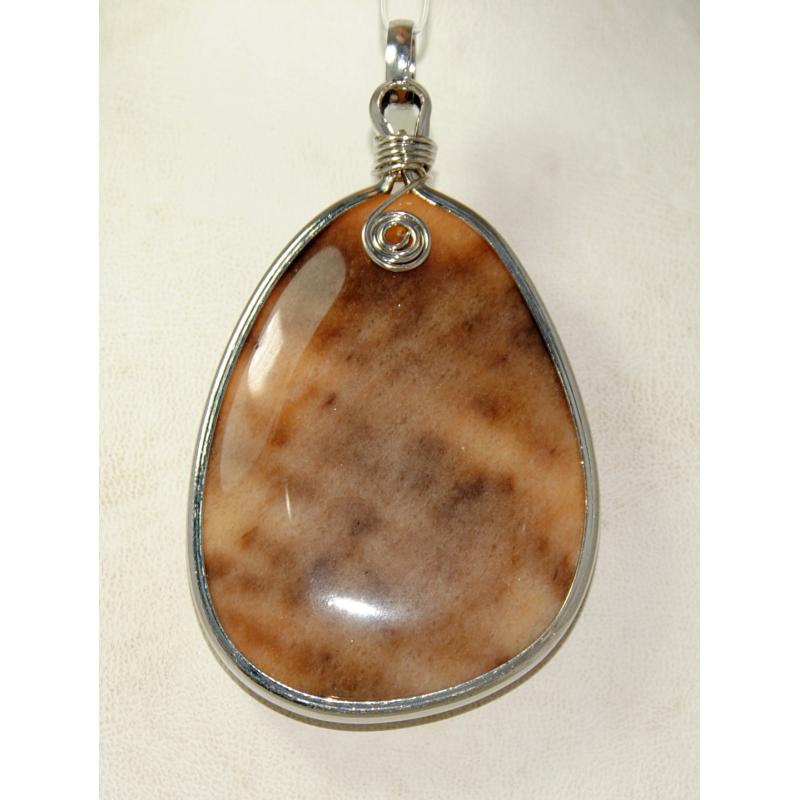 Висулка от ахат