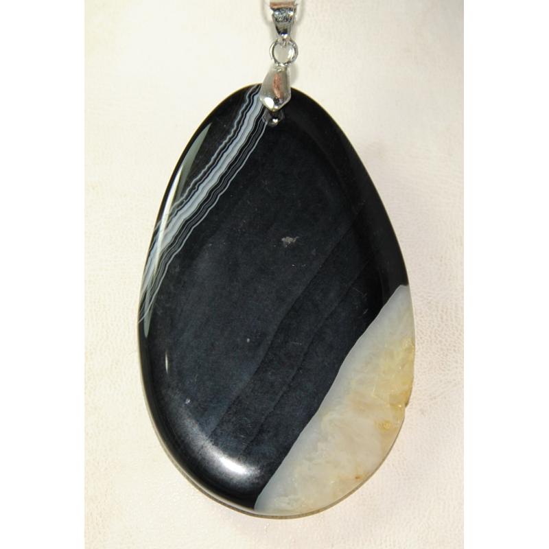 Висулка от ахат