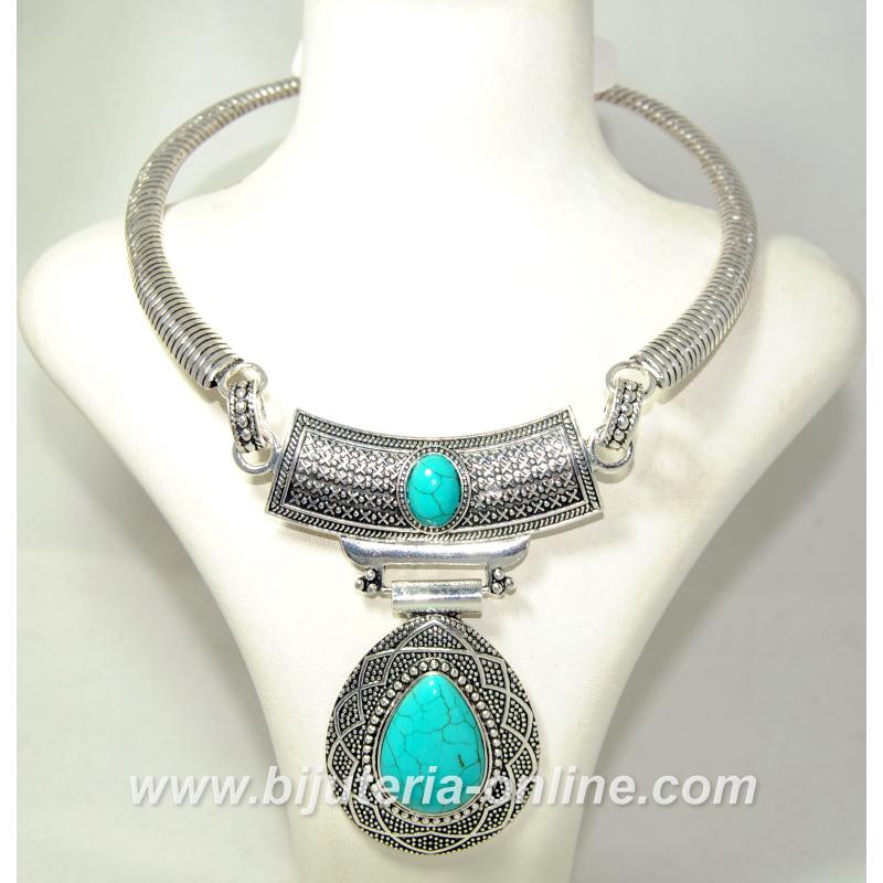 Колие от тюркоаз