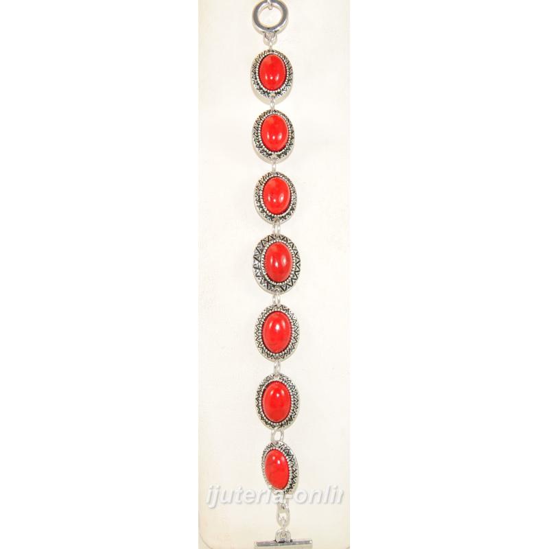 Гривна от корал