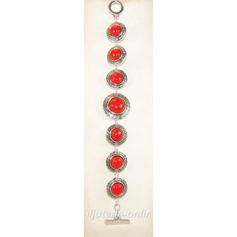 Гривна от корал