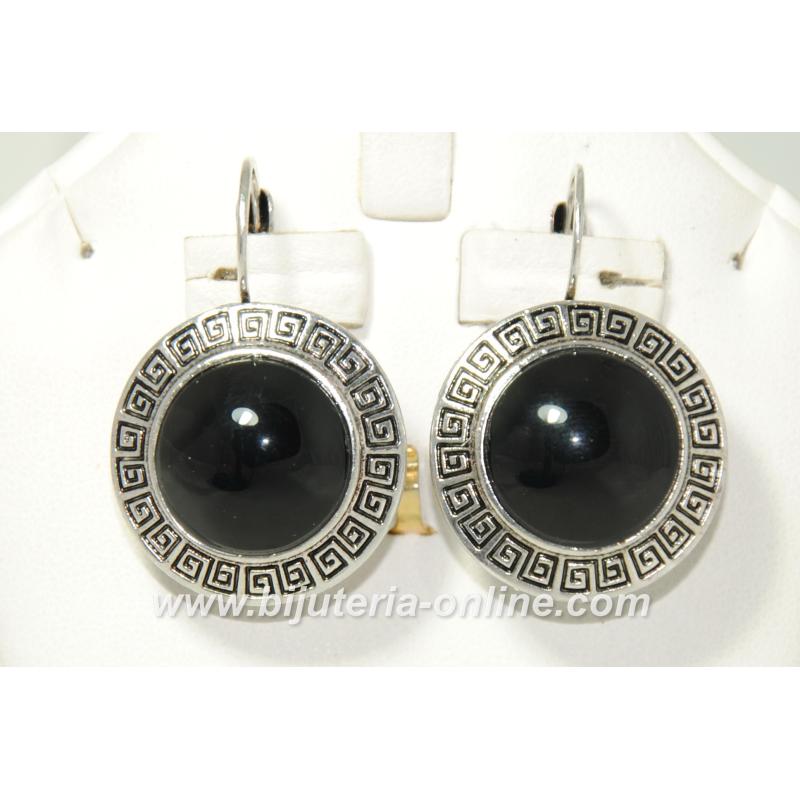 Обеци от оникс