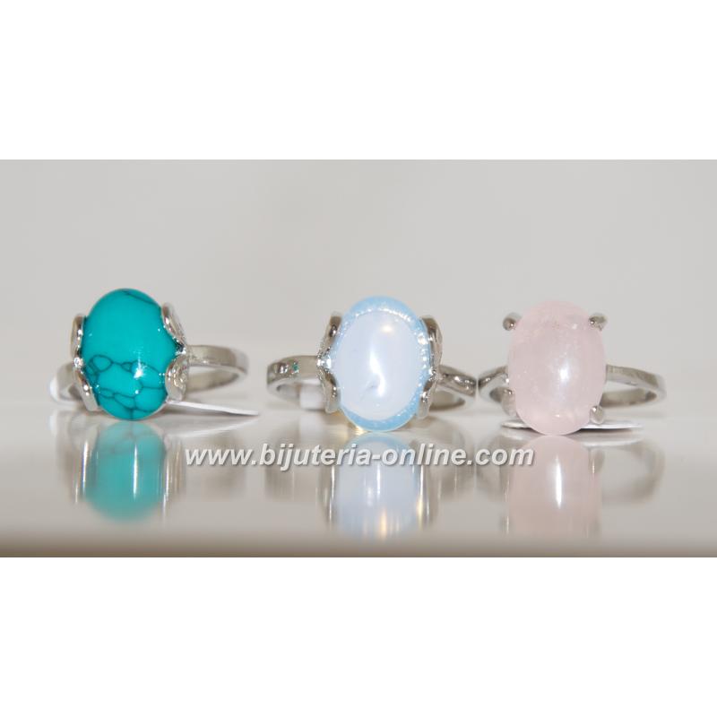 Пръстени от разни камъни