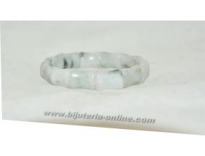 Гривна от ахат