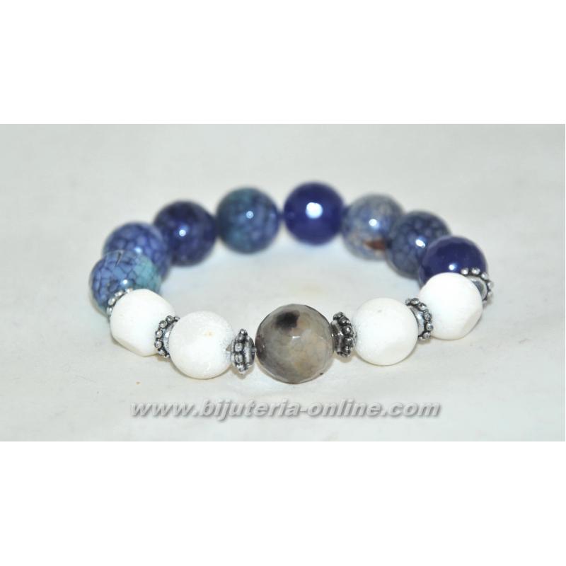 Гривна от ахат