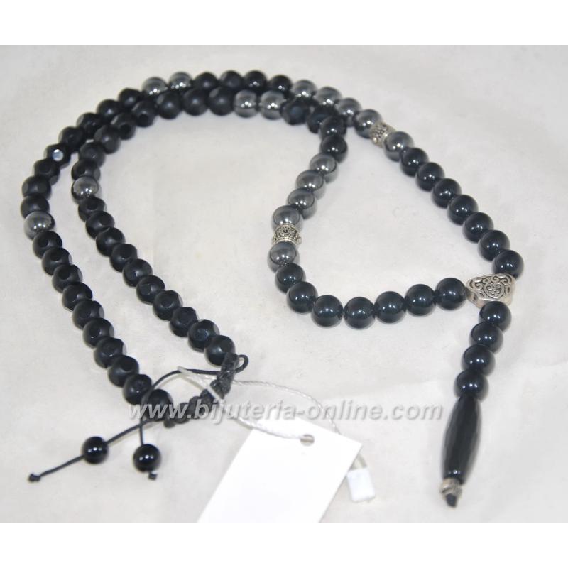 Броеница от оникс и хематит