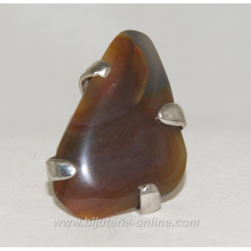 Пръстен от ахат