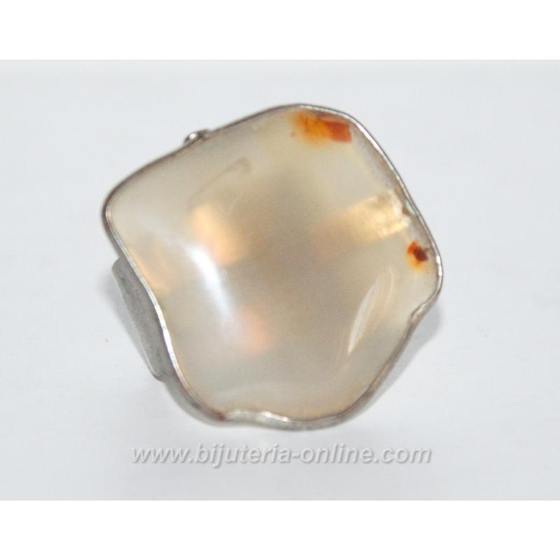 Пръстен от ахат