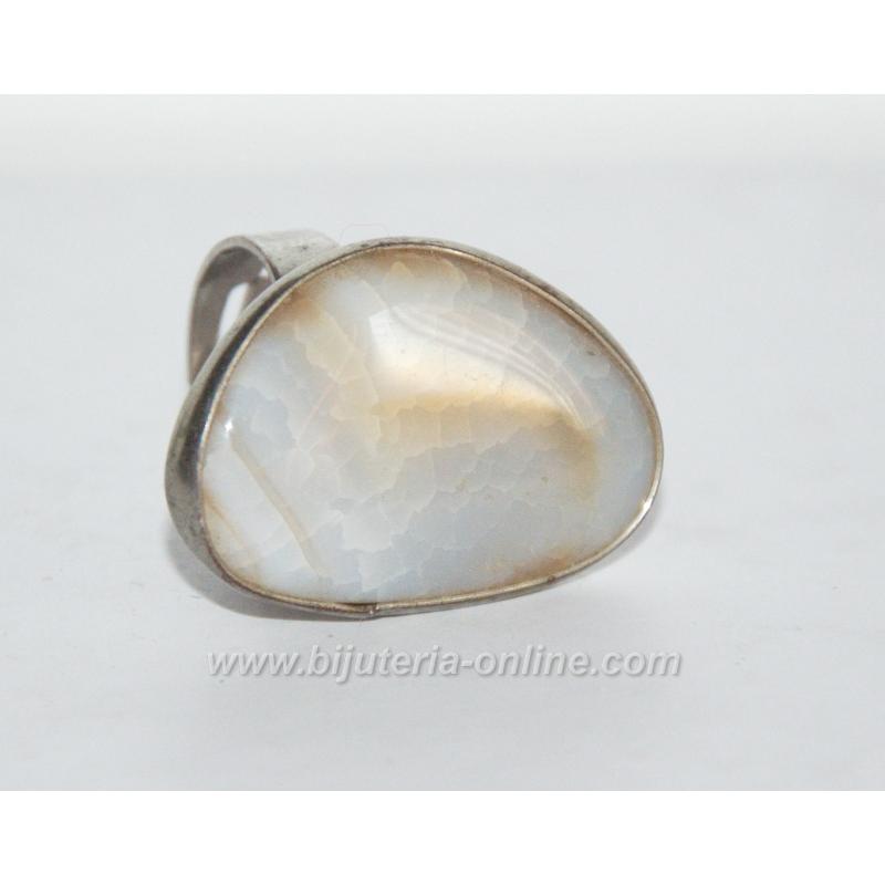 Пръстен от халцедон