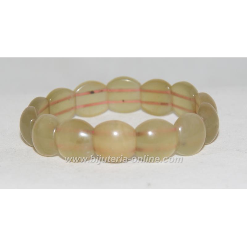 Гривна от карнеол