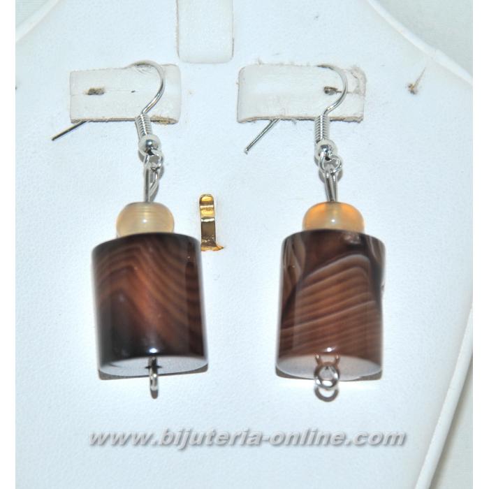 Гривна и Обеци от ахат