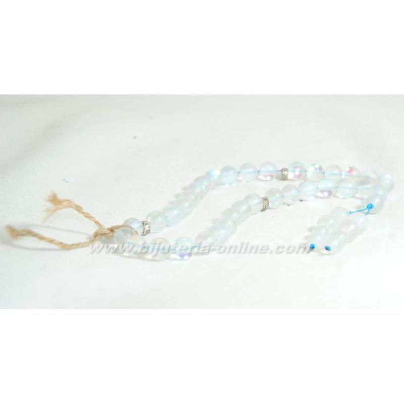 Броеница от опал