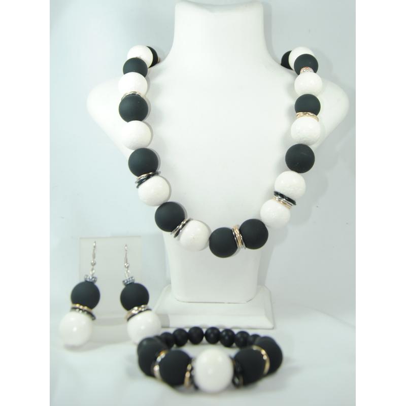 Комплект гердан, гривни и Обеци от корал