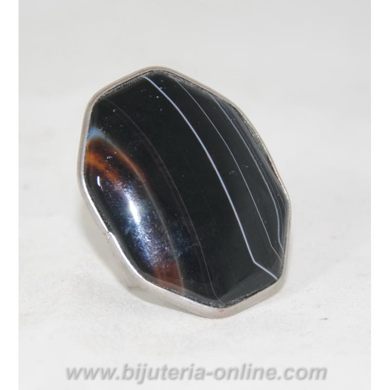 Пръстен от ахат