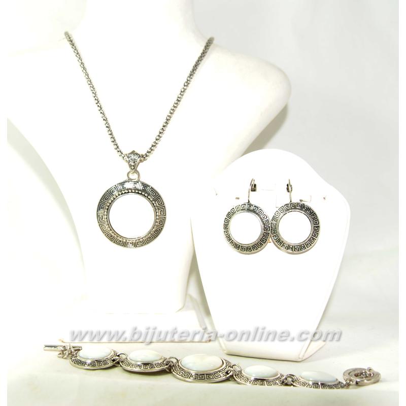 Висулка, обици и гривна от седеф