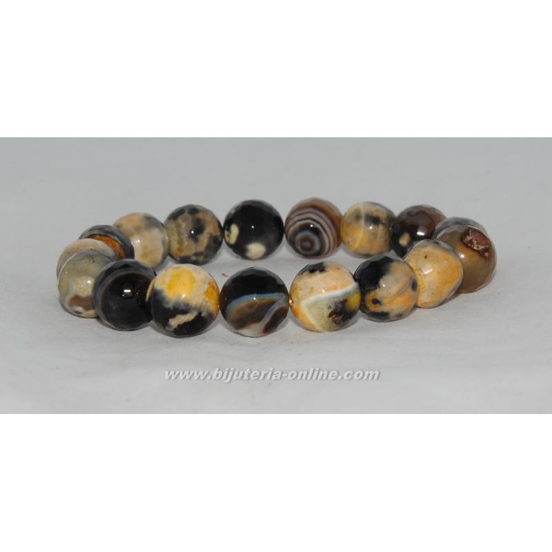 Гривна от ахат