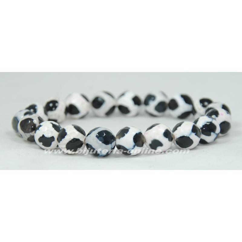 Гривна от ахат