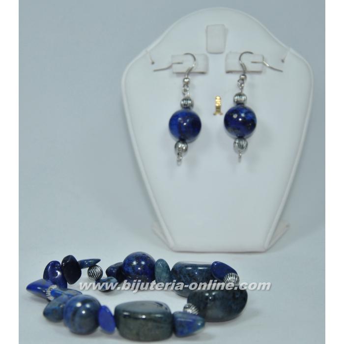 Гривна от лазурит