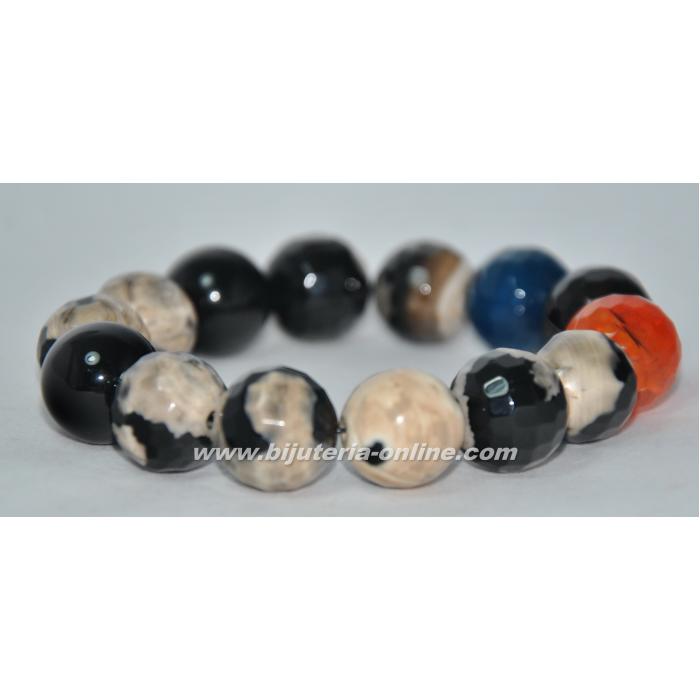 Гривна от ахат