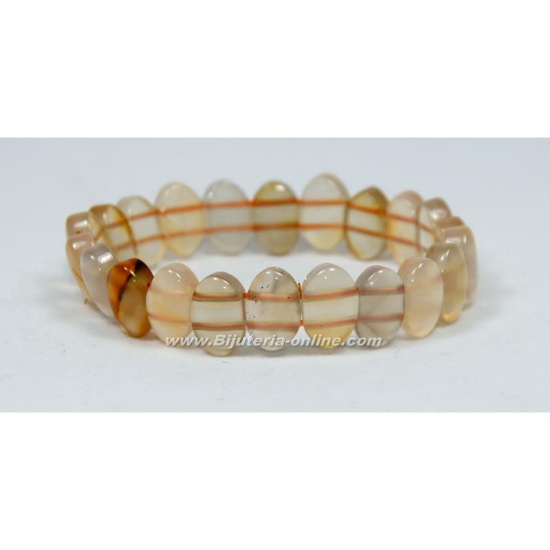 Гривна от ахат