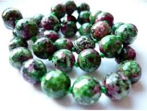 Мъниста от цоизит - 6 бр.