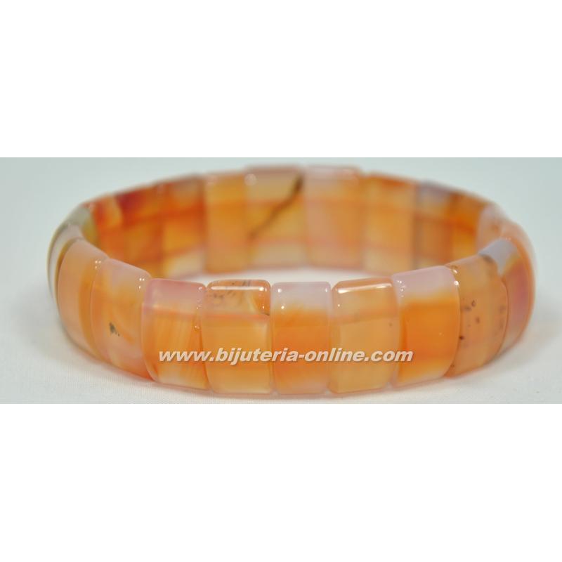 Гривна от карнеол