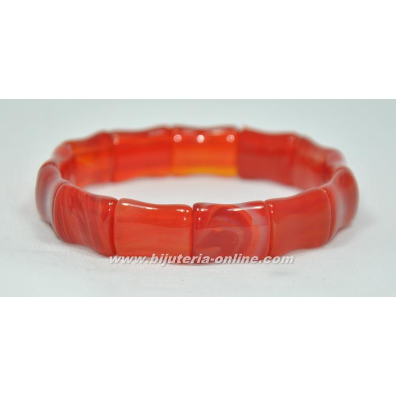 Гривна от карнеол