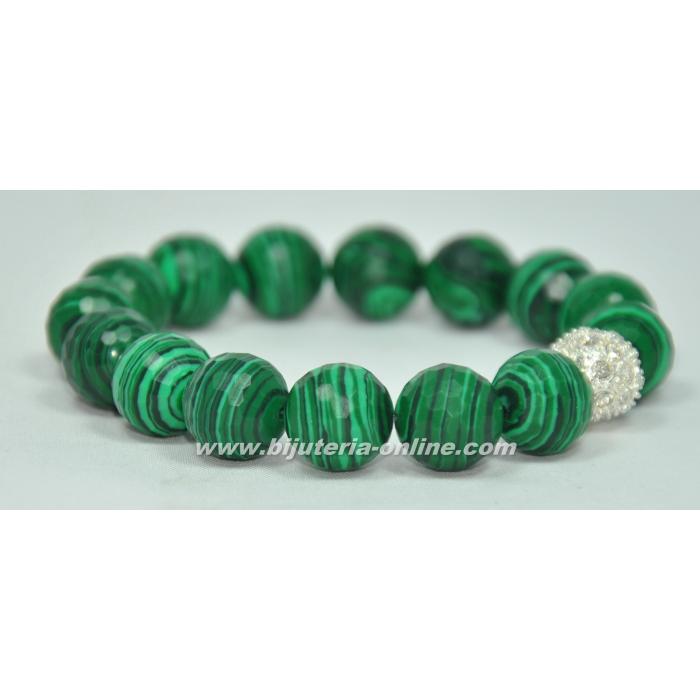 Гривна от малахит