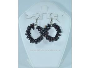 Обеци от гранат