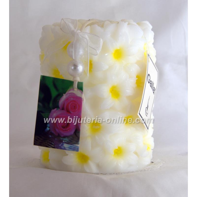 Текстурирана Стълобва Свещ - Хризантеми